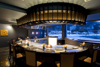 鉄板焼き&ldquo;GEKKO 月虹&rdquo;