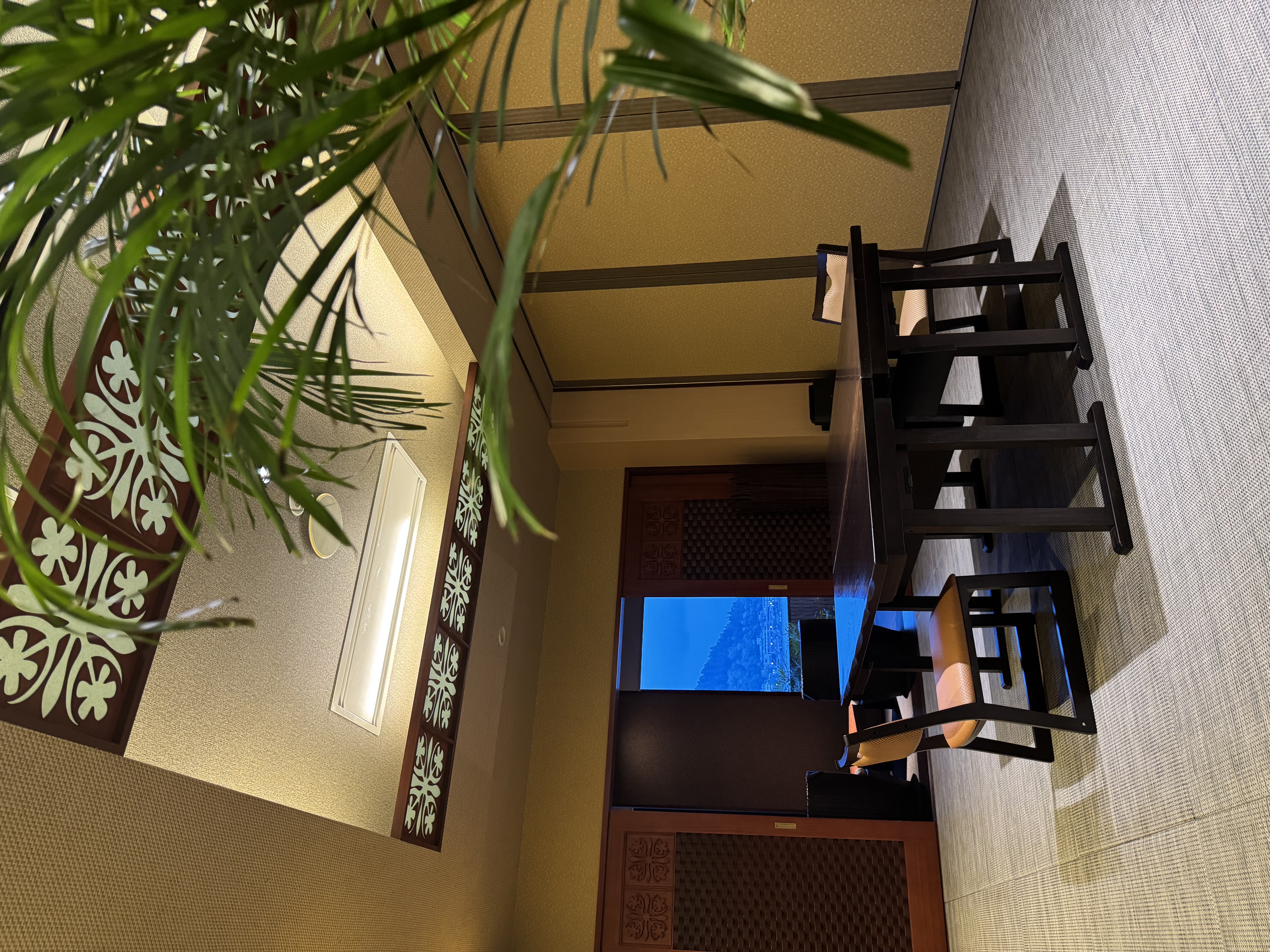 個室食事処  虹