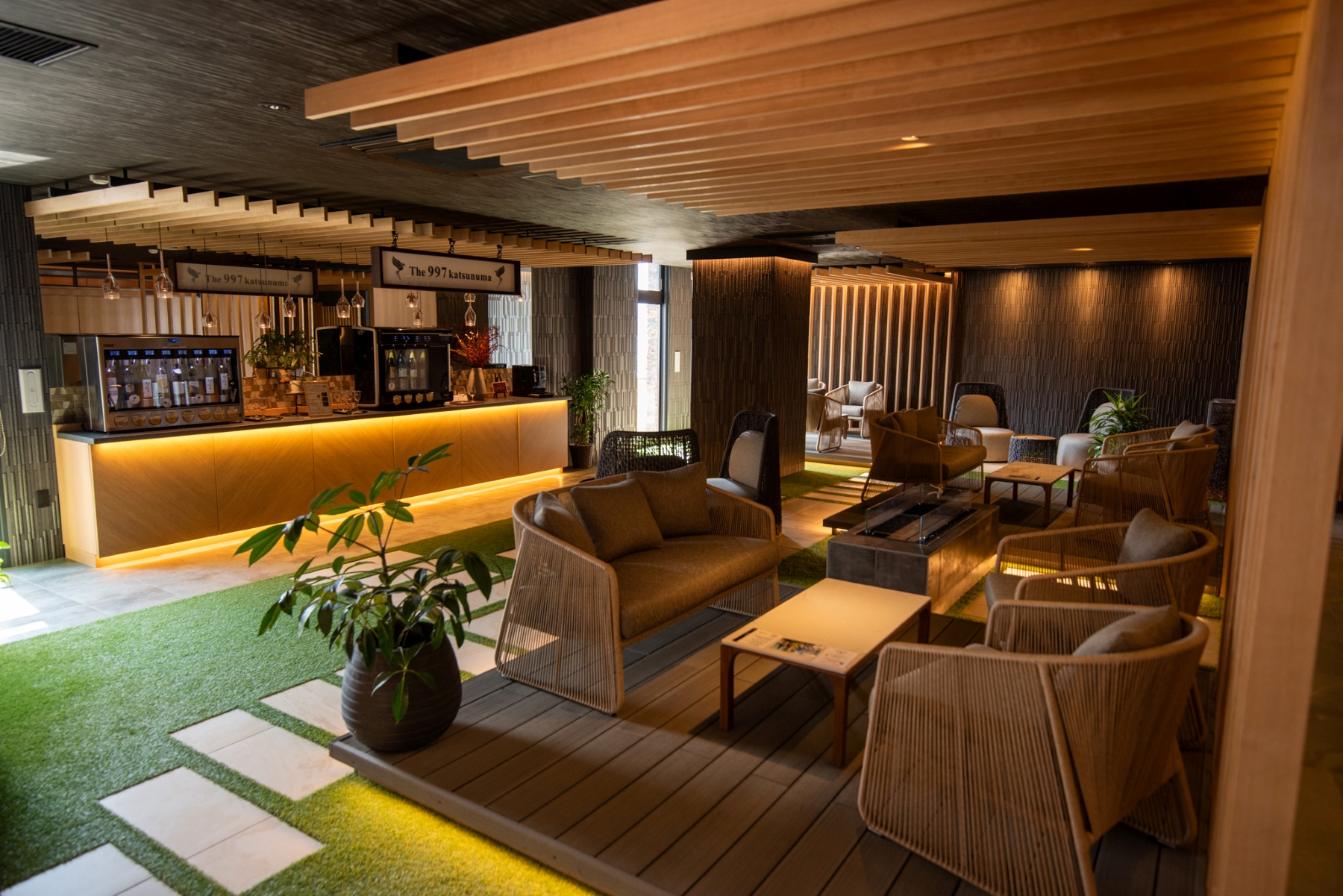 2025新規オープン ワインバー＆ラウンジ 「The 997 katsunuma」