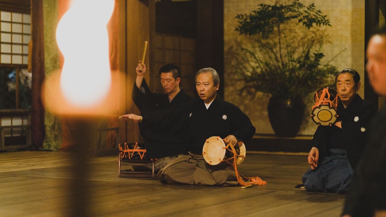 【9/13・14特別開催】能公演鑑賞付〜大名家の邸宅で愉しむ能の世界と特別会席・ドリンク付＜2食付＞