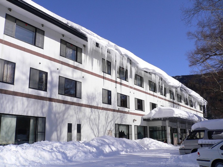 四季折々に楽しむ奥日光〜乳白のにごり湯温泉をゆっくり堪能