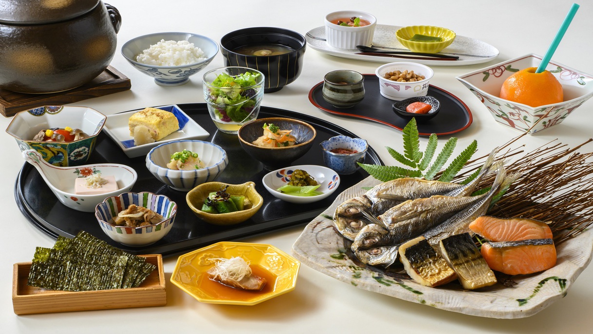 【さき楽60】＜60日前までのご予約でお得＞◇米屋美食会席◇〜全室温泉かけ流し風呂付〜