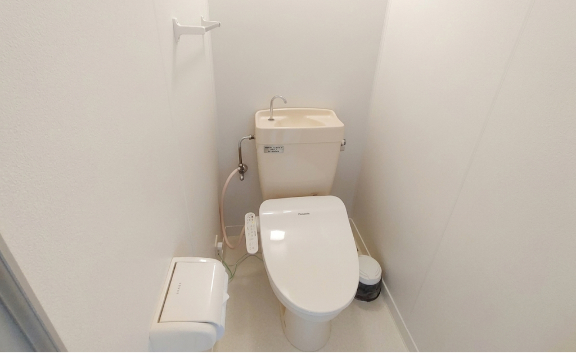 シャワー洗面トイレ付きトリプル プラス【無料Wi-Fi完備！】