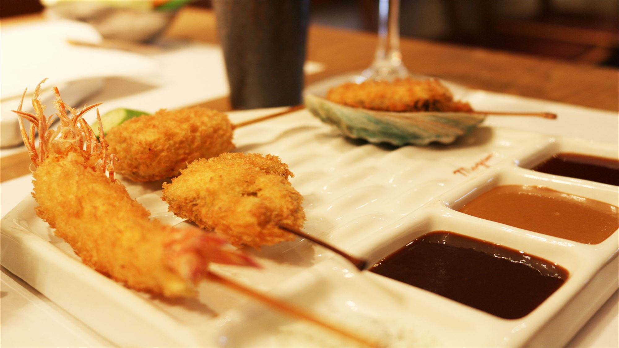 【朝夕2食セット】1000円分ディナーチケットセット/人数☆5種類の焼きたてパン朝食付き