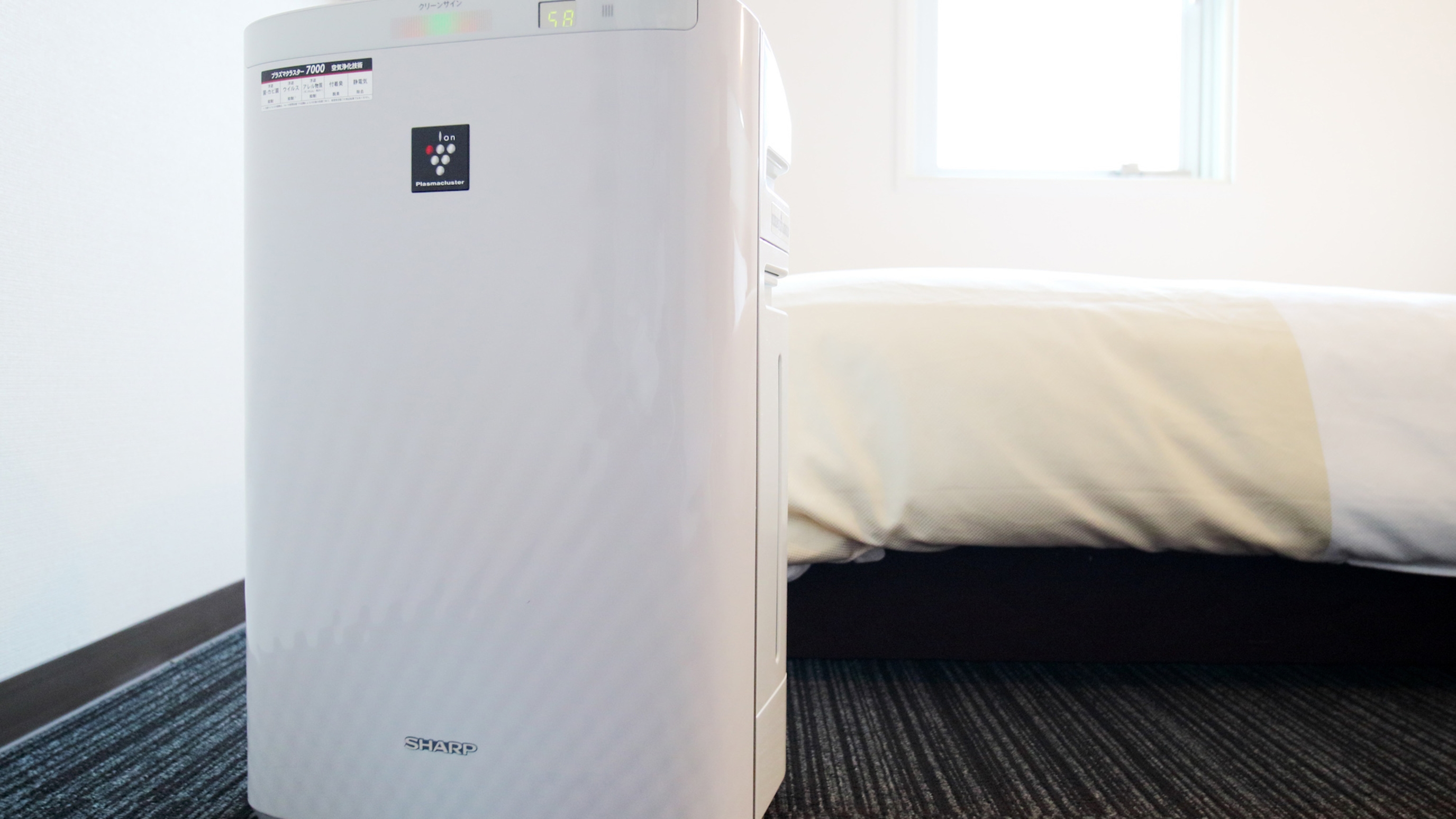 心地よい目覚めのために、空気に潤いとマイナスイオンを