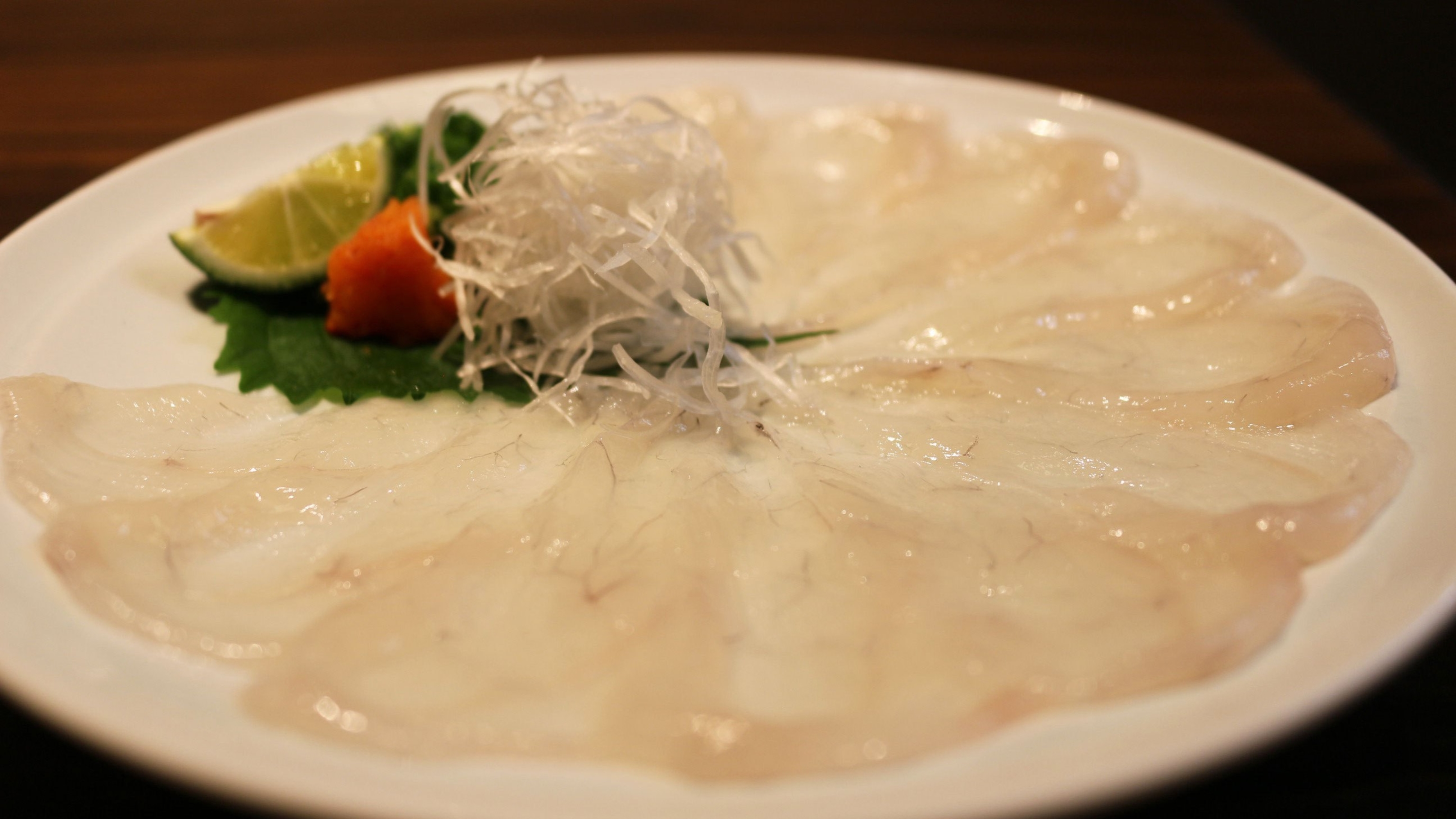 玄品ふぐ法善寺総本店：やっぱりてっさはおいしい☆プリプリです♪