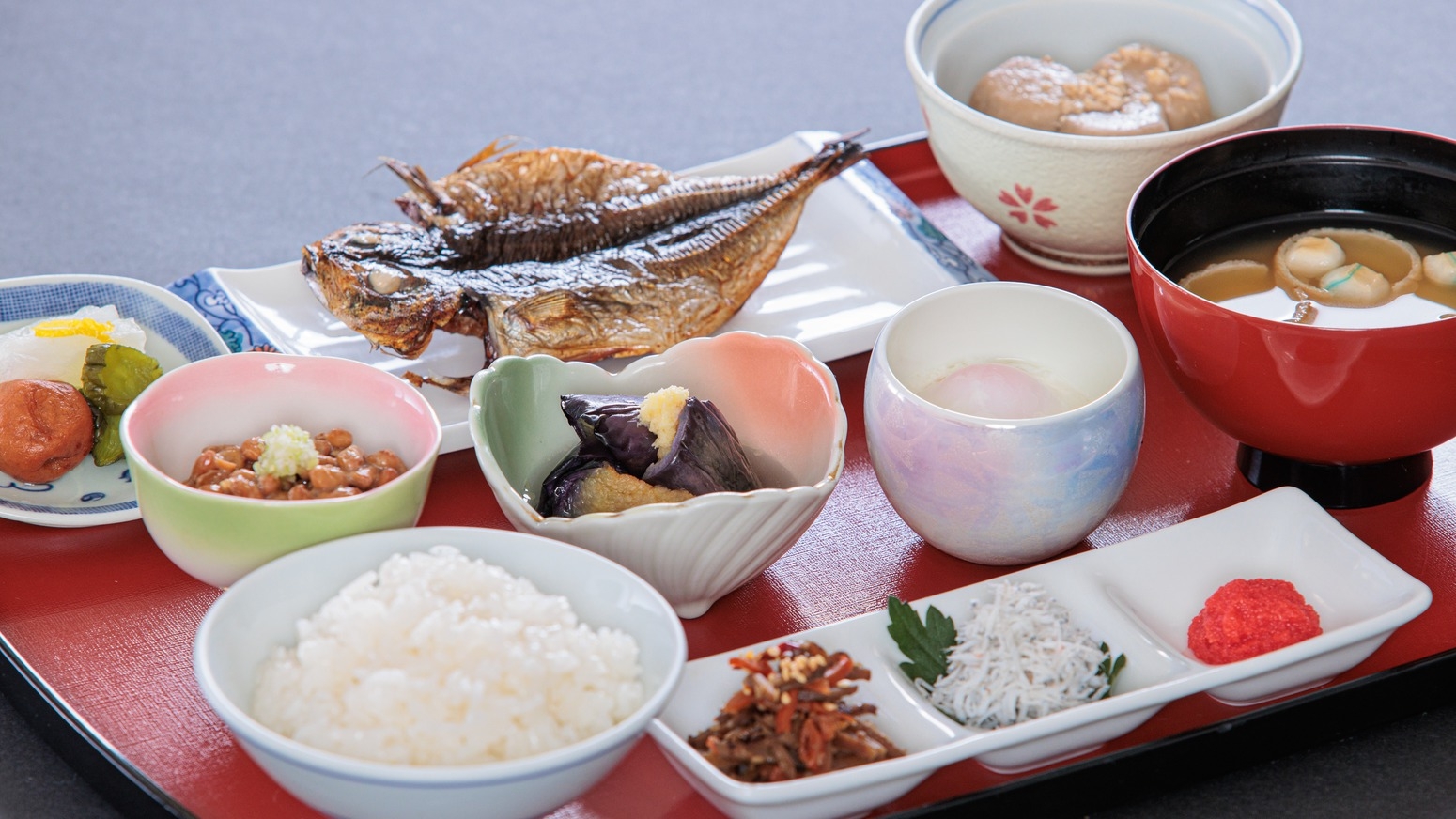 【1泊２食】自然湧出硫黄泉にゆったり浸かってリフレッシュ♪
