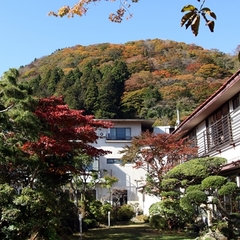 宝蔵岳をバックに