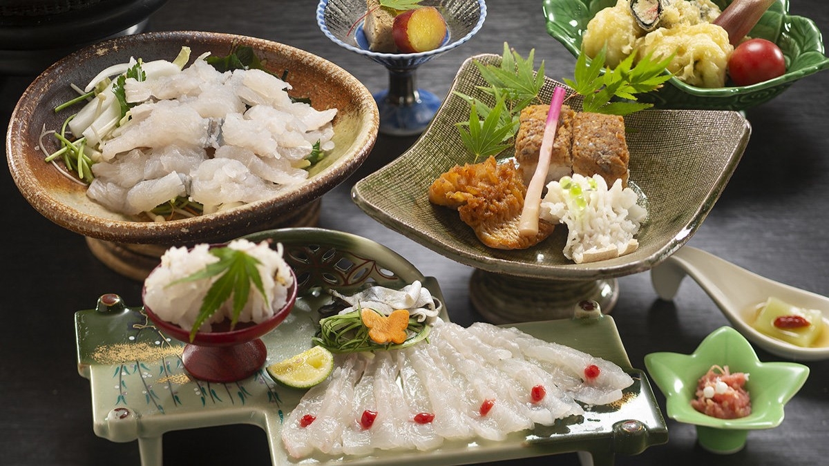 【ハモ鍋コース】期間限定！旬の高級魚「鱧」を使用した絶品料理〜雑賀埼産使用〜