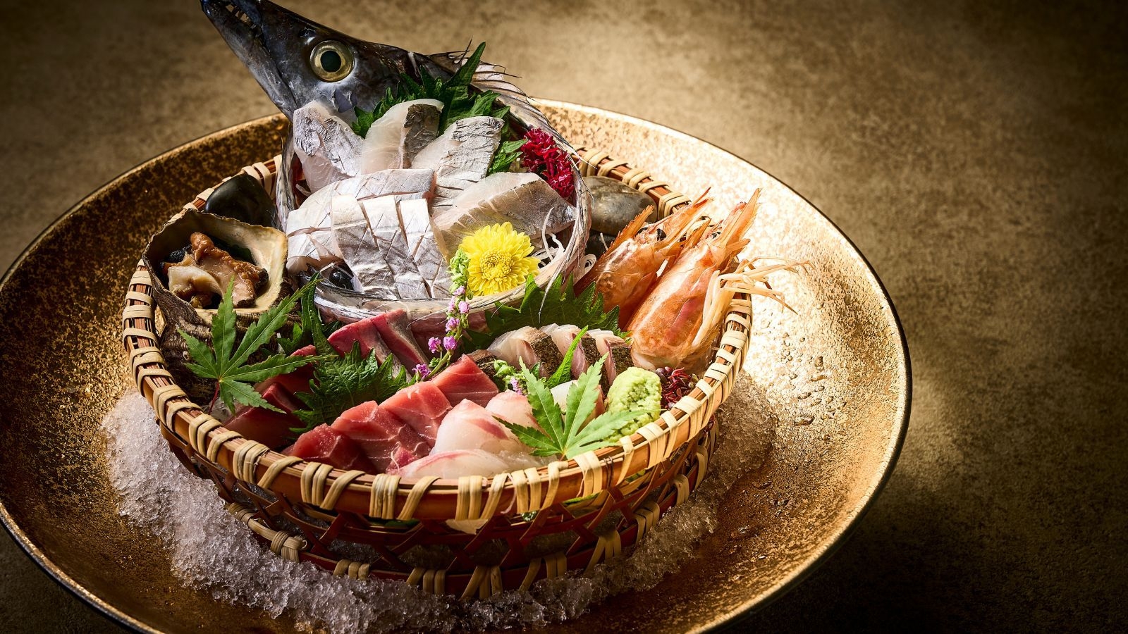 【舟盛り付きコース】雑賀崎漁港から仕入れた新鮮お刺身を姿造りで♪海の幸満喫プラン☆＜個室食事処＞