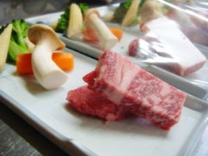 口の中でとろける当館自慢　村上牛