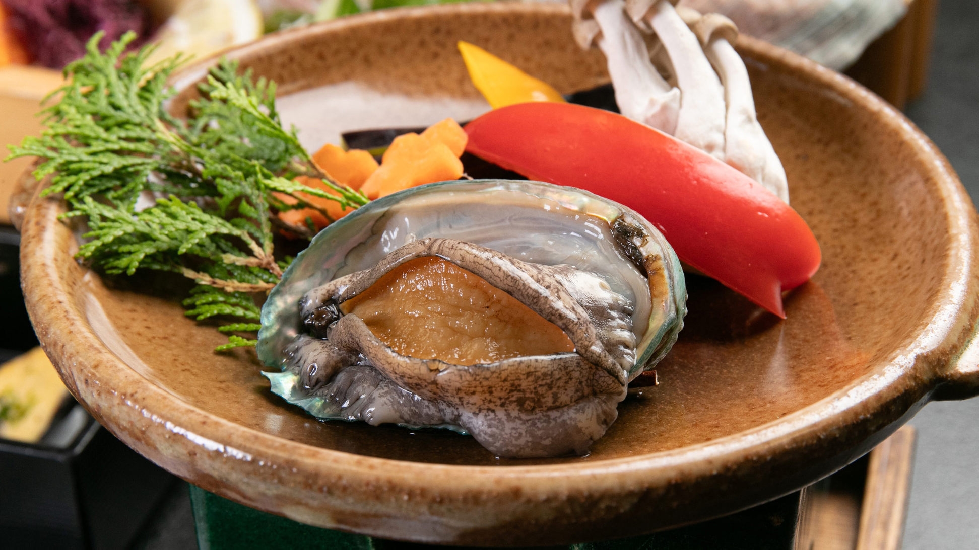 「亭主の心意気」贅沢天草海鮮 + あわび＆サザエ付 〜浜風コース〜