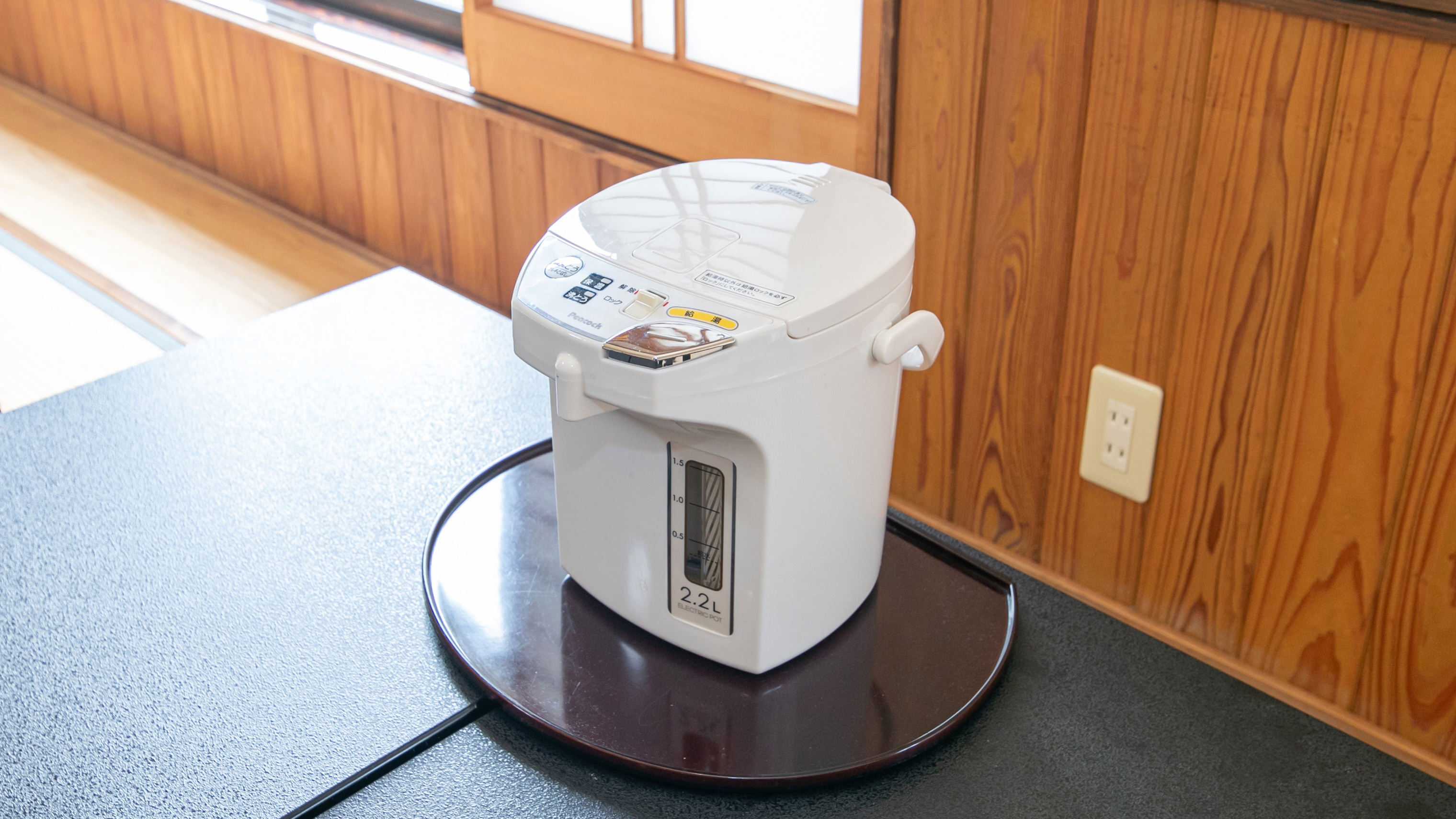 【和室２０畳】テレビ・トイレ・冷蔵庫付き（海側）