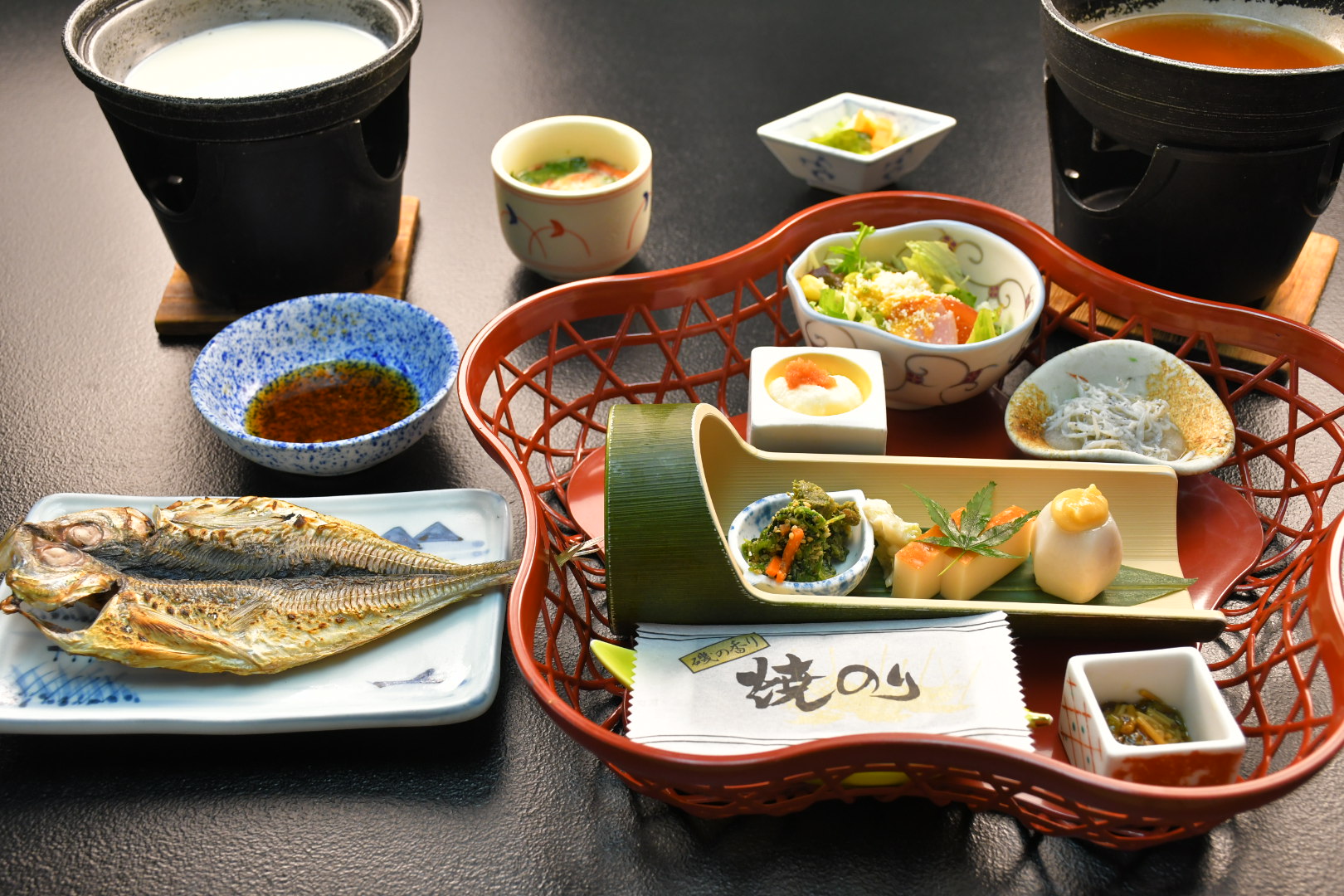 地場産メインの和朝食