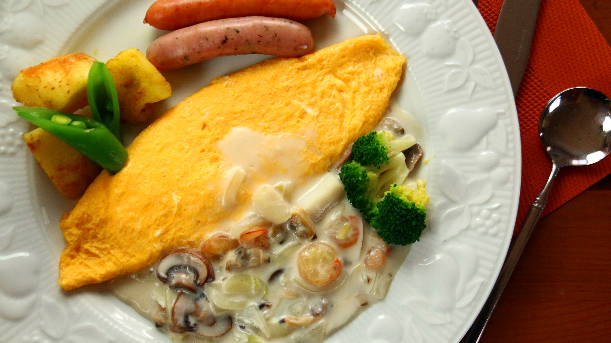 【朝食】イメージ　日替わりプレート　オムレツ