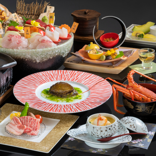 【5％OFF】【楽天スーパーSALE】三重の美食！伊勢海老・黒鮑・松阪牛の《三大味覚プラン》