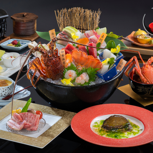 【5％OFF】【楽天スーパーSALE】三重の美食！伊勢海老・黒鮑・松阪牛の《三大味覚プラン》