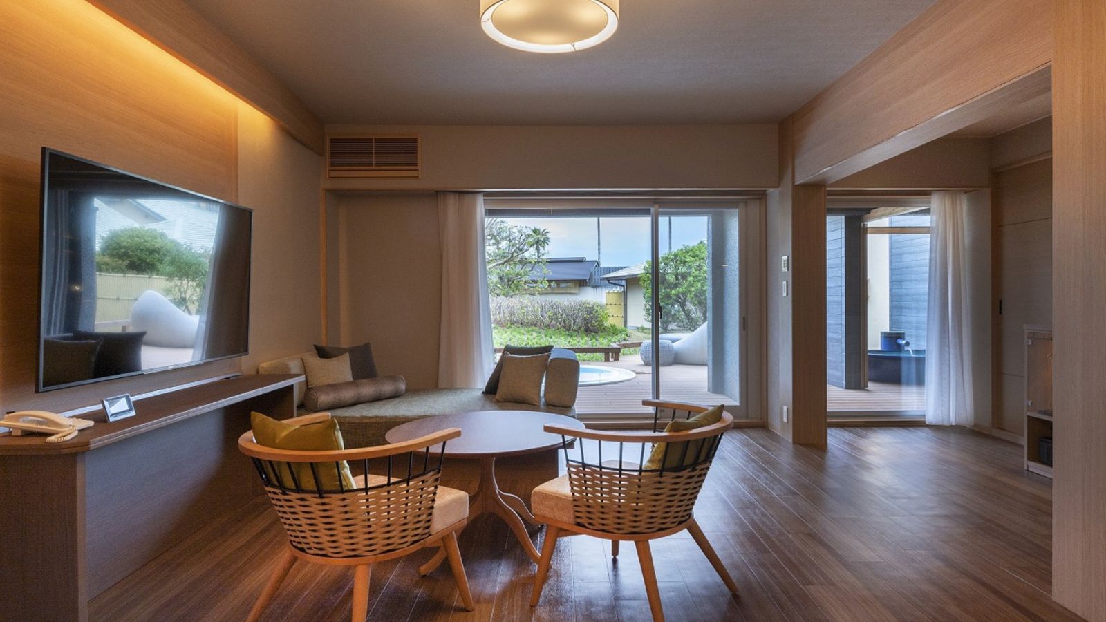 １室だけのジャグジースイート　露天風呂