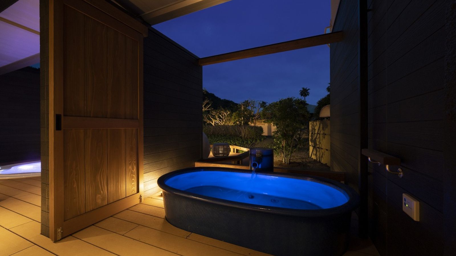 １室だけのジャグジースイート　露天風呂