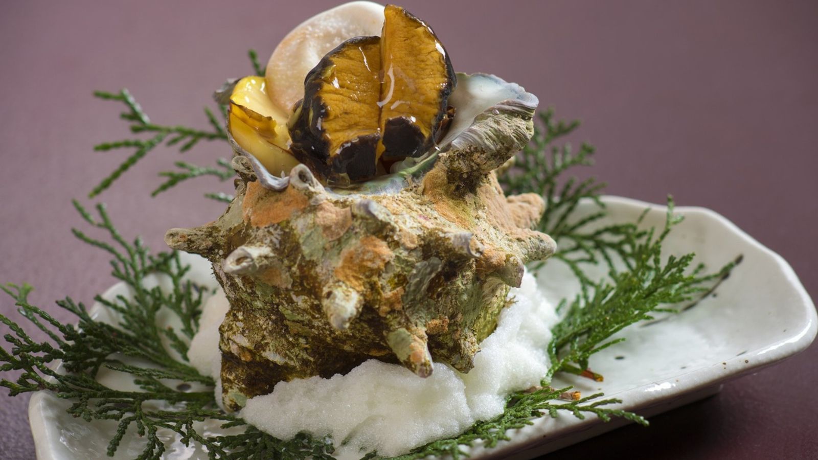 【追加料理】栄螺の壺焼き　※イメージ