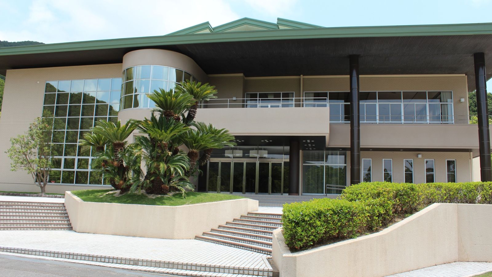 フィットネスホール（体育館）