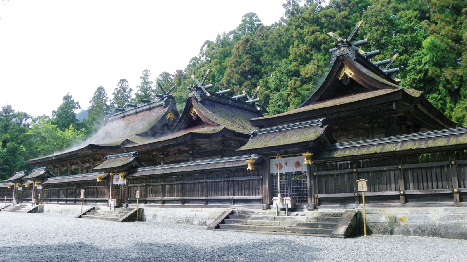 世界遺産【熊野本宮大社】　※ホテル季の座からお車で約1時間50分