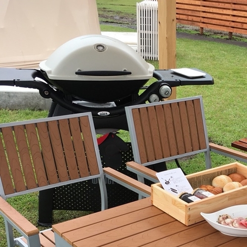 ウェーバー® ガスグリルで本格的なBBQを！