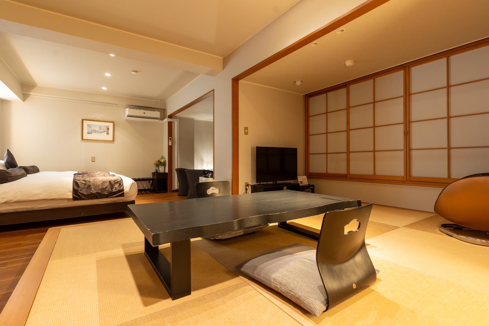 【禁煙】2室限定 和室と洋室ベッドルームの和洋室（60平米）