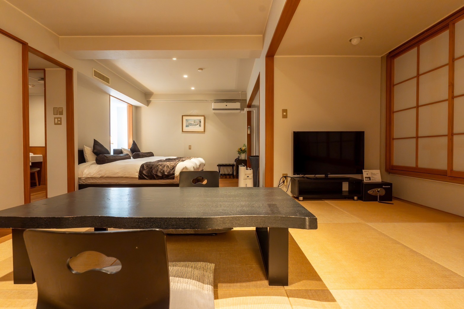 【禁煙】2室限定 和室と洋室ベッドルームの和洋室（60平米）