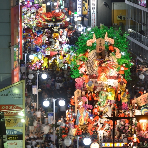 <<八戸三社大祭>>