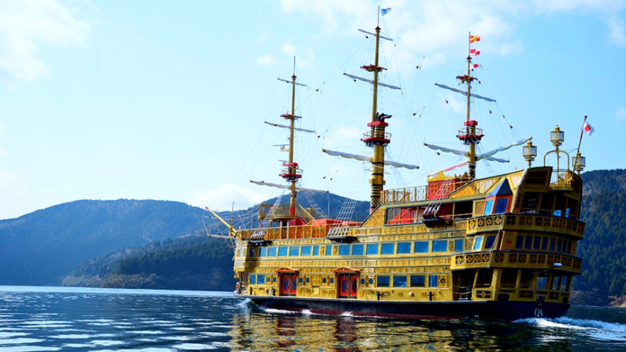 2019年就航の海賊船「クイーン芦ノ湖」