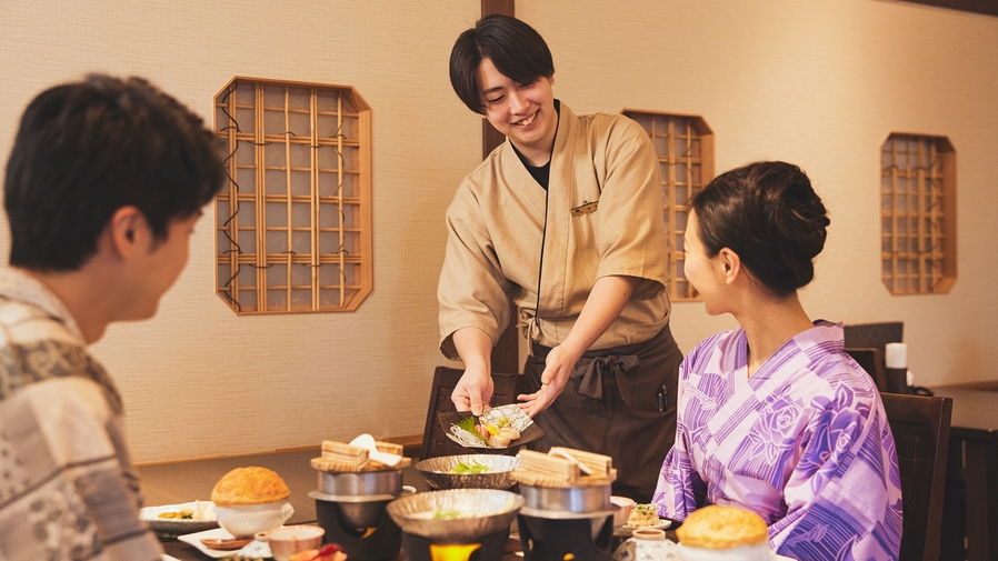 【無料送迎付き！】チェックイン13時♪ 絶景天空露天風呂と旬の創作会席料理を堪能◆1泊2食付
