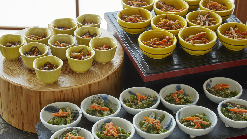 【春割×朝食付】素泊り同額！料理長こだわりの和食バイキングで素敵な一日の始まりを＜朝食付き＞