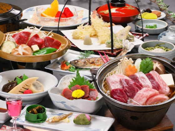 熊野地鶏鍋＋紀州特別会席プラン
