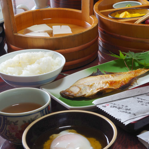 【兵庫テロワール旅】【朝食付プラン】当日予約OK★ビジネスにも◎浜坂の干しカレイ、照来米！