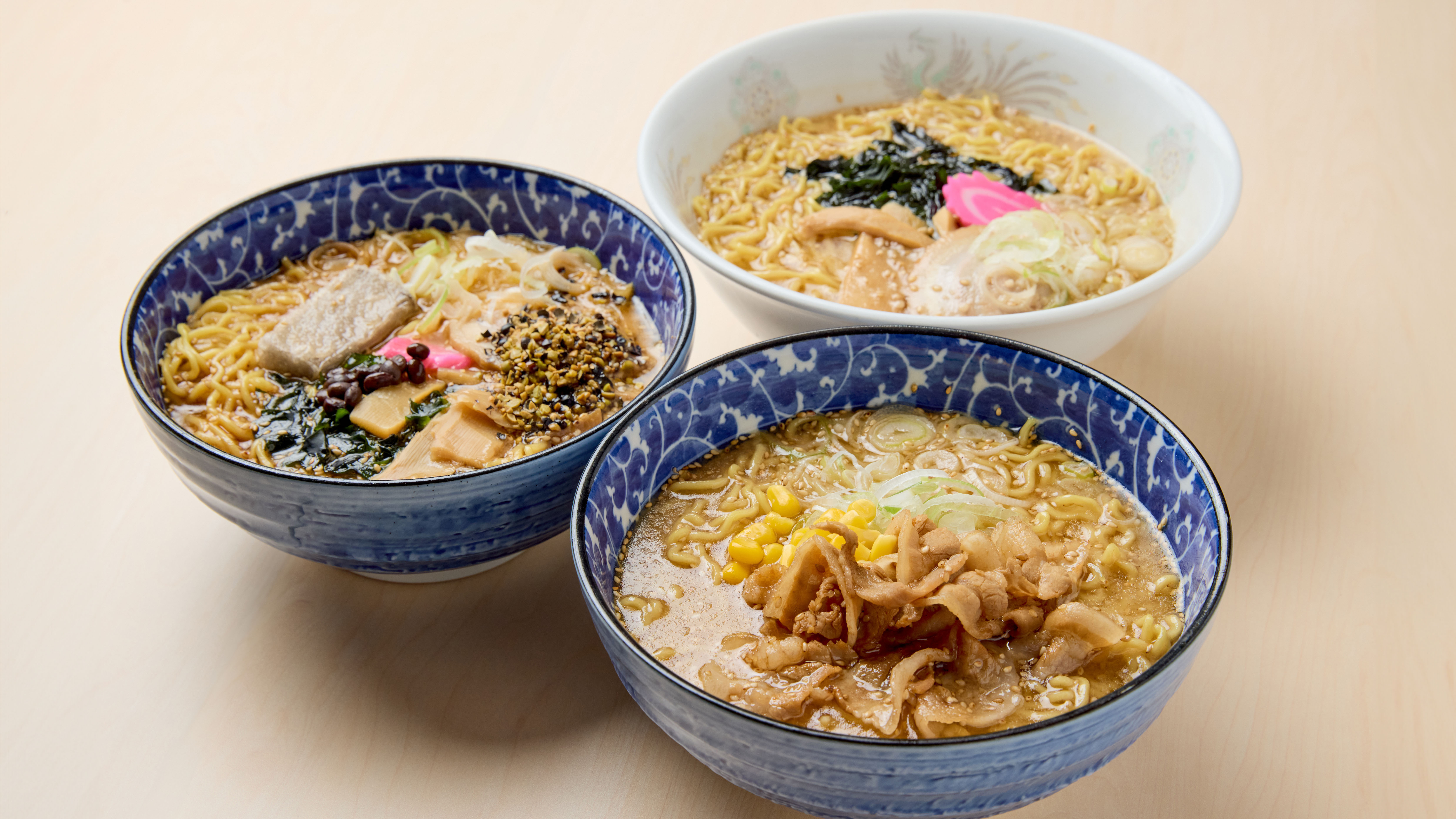 ラーメン・丼もの・カレー等バラエティ豊かなメニューを堪能ください