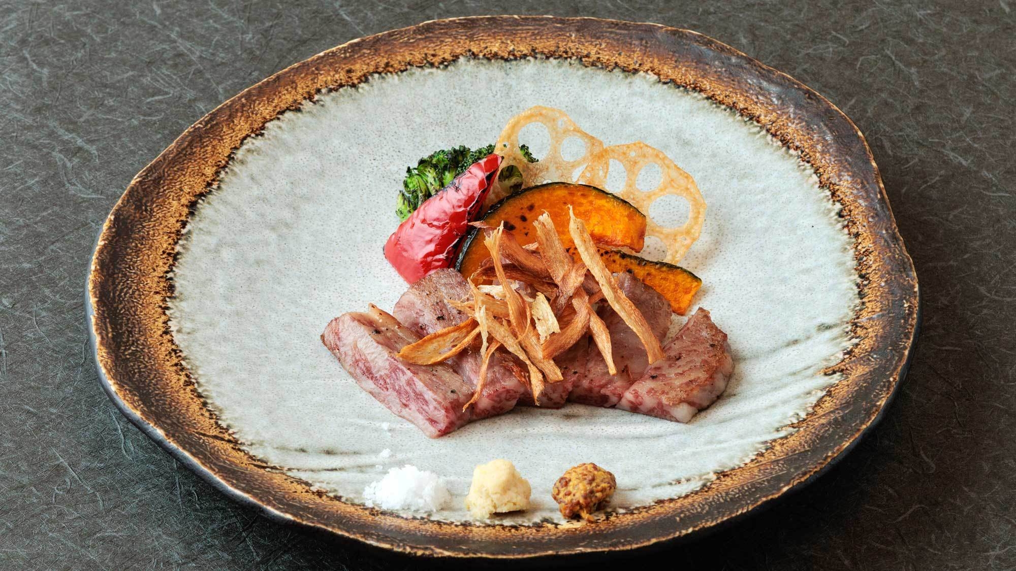 プレミアムプラン《Isola》何もしない贅沢とともに、最上位のディナーコース×オールインクルーシブ