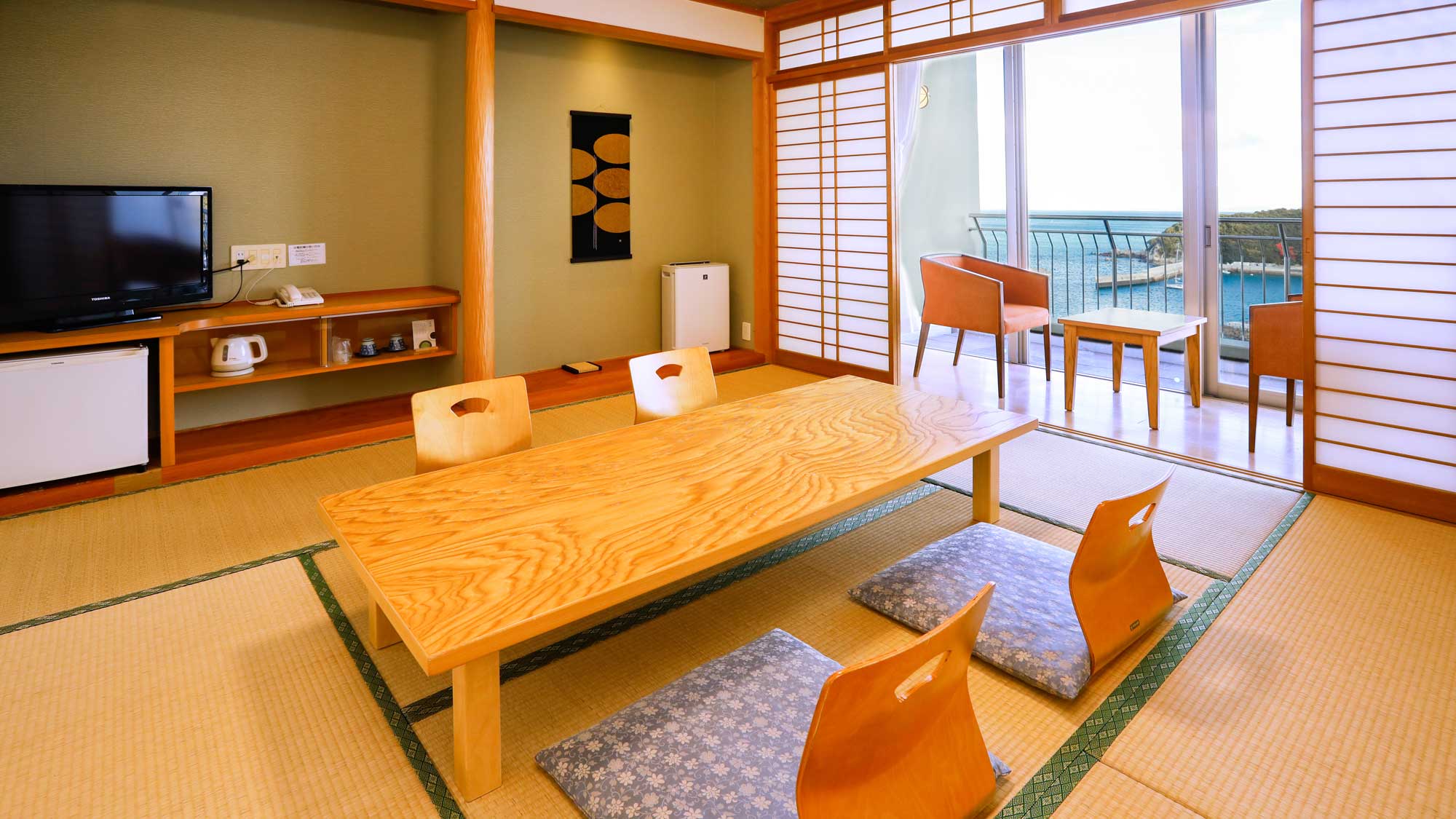 03: 和室8畳＋広縁・バルコニー付きスタンダード