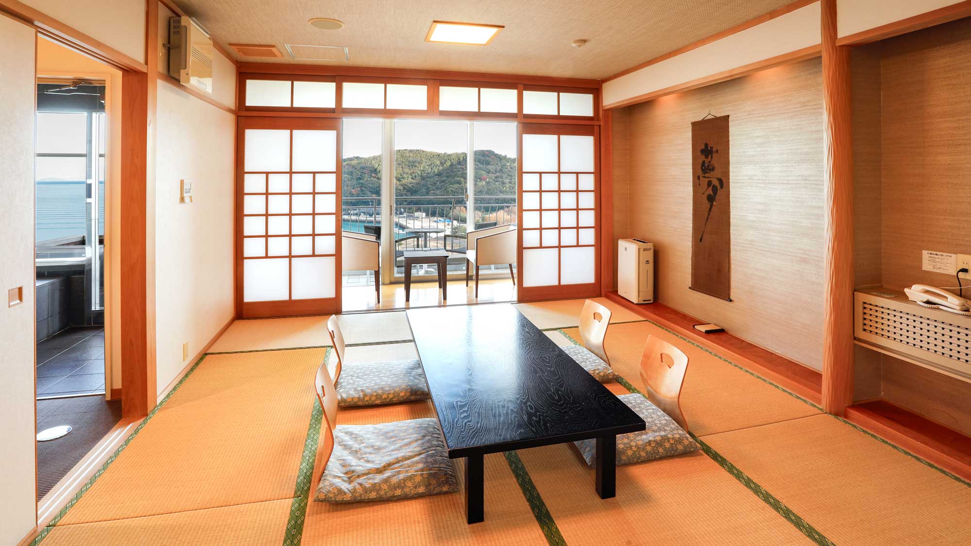 04: ジャグジー露天風呂付き和室ジュニアスイート