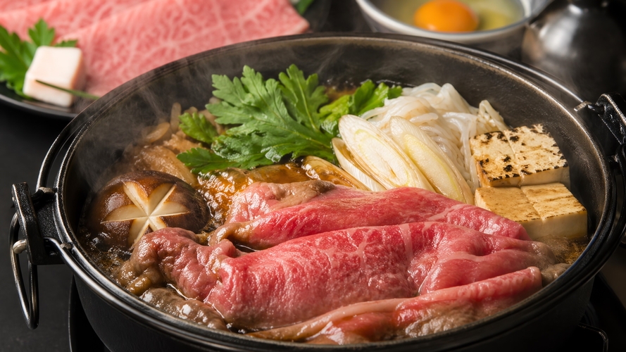 【前沢牛すき焼き×三陸産フカヒレ鍋】とろける肉身と磯の香。山海の恵みに酔いしれる美食会席《夕朝食付》