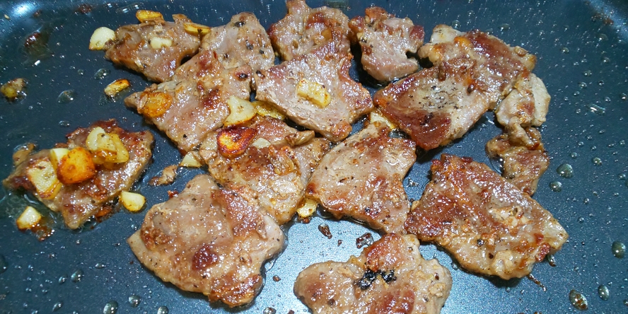 「あて」牛ガーリック焼き肉