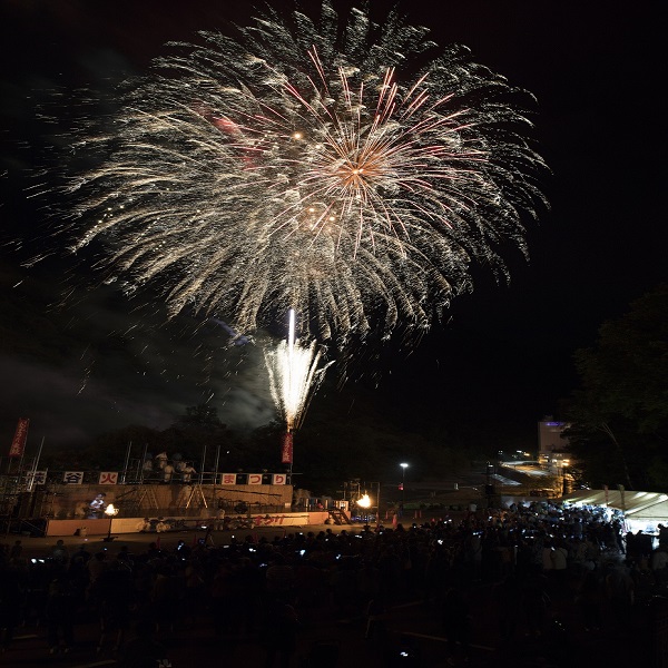 7月31日から開催！渓谷火祭り