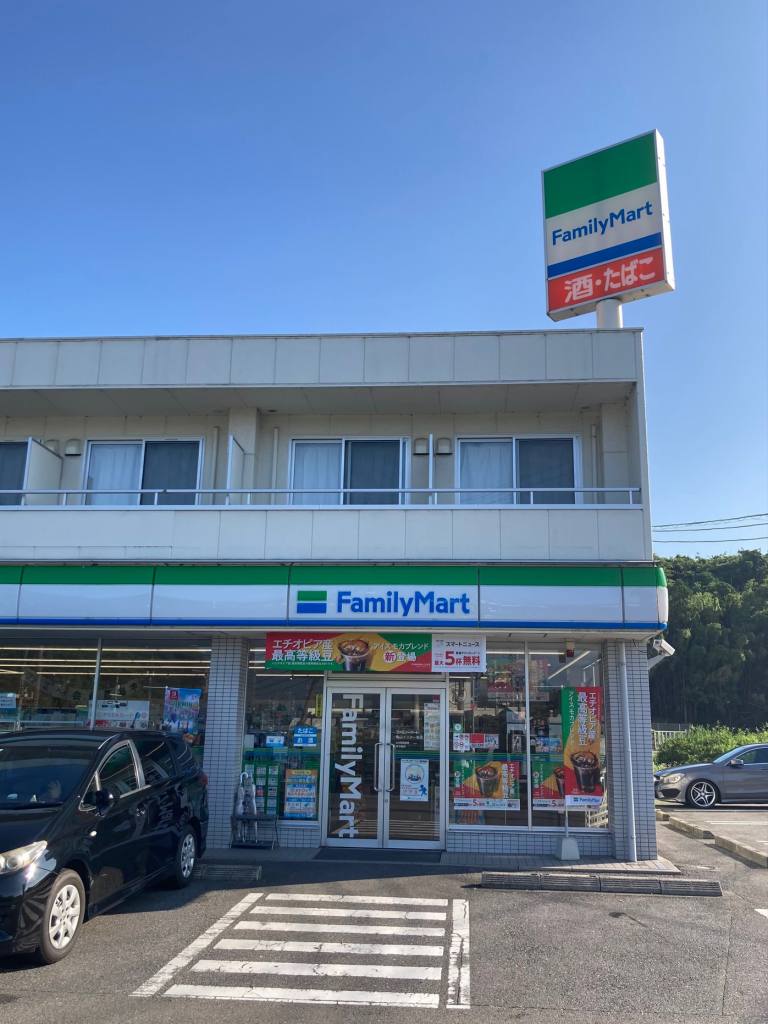 コンビニ