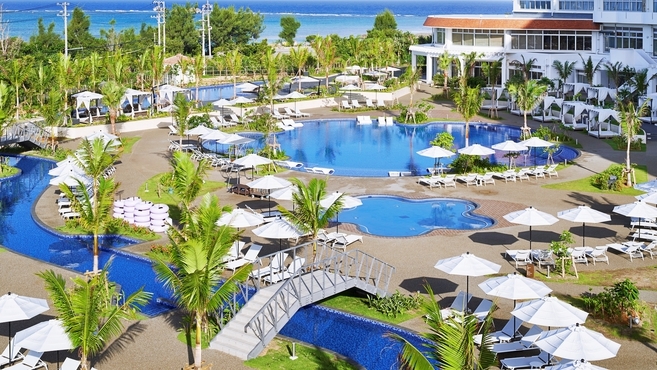 【早割15】残波岬の絶景、心に刻むひととき｜沖縄を体感するリゾートステイ＜朝食付＞