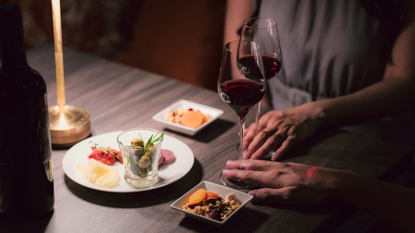 【年末年始】ご夕食時にスペシャルディッシュ『ミヌダル』＆モエ・エ・シャンドン1本付＜夕朝食付＞