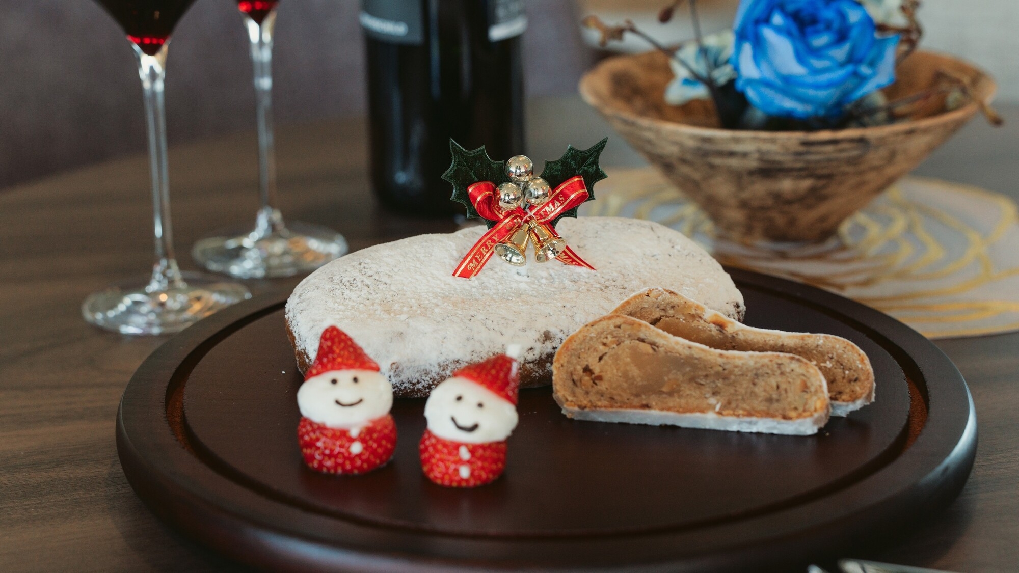 【2025クリスマス】ホテルオリジナルシュトーレン＆ロゼスパークリングワイン付 ＜朝食付＞