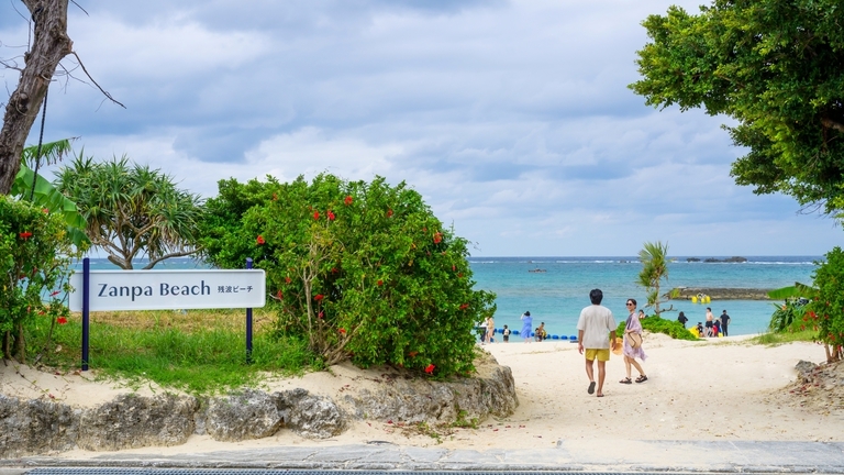 【早割15】残波岬の絶景、心に刻むひととき｜沖縄を体感するリゾートステイ＜素泊り＞