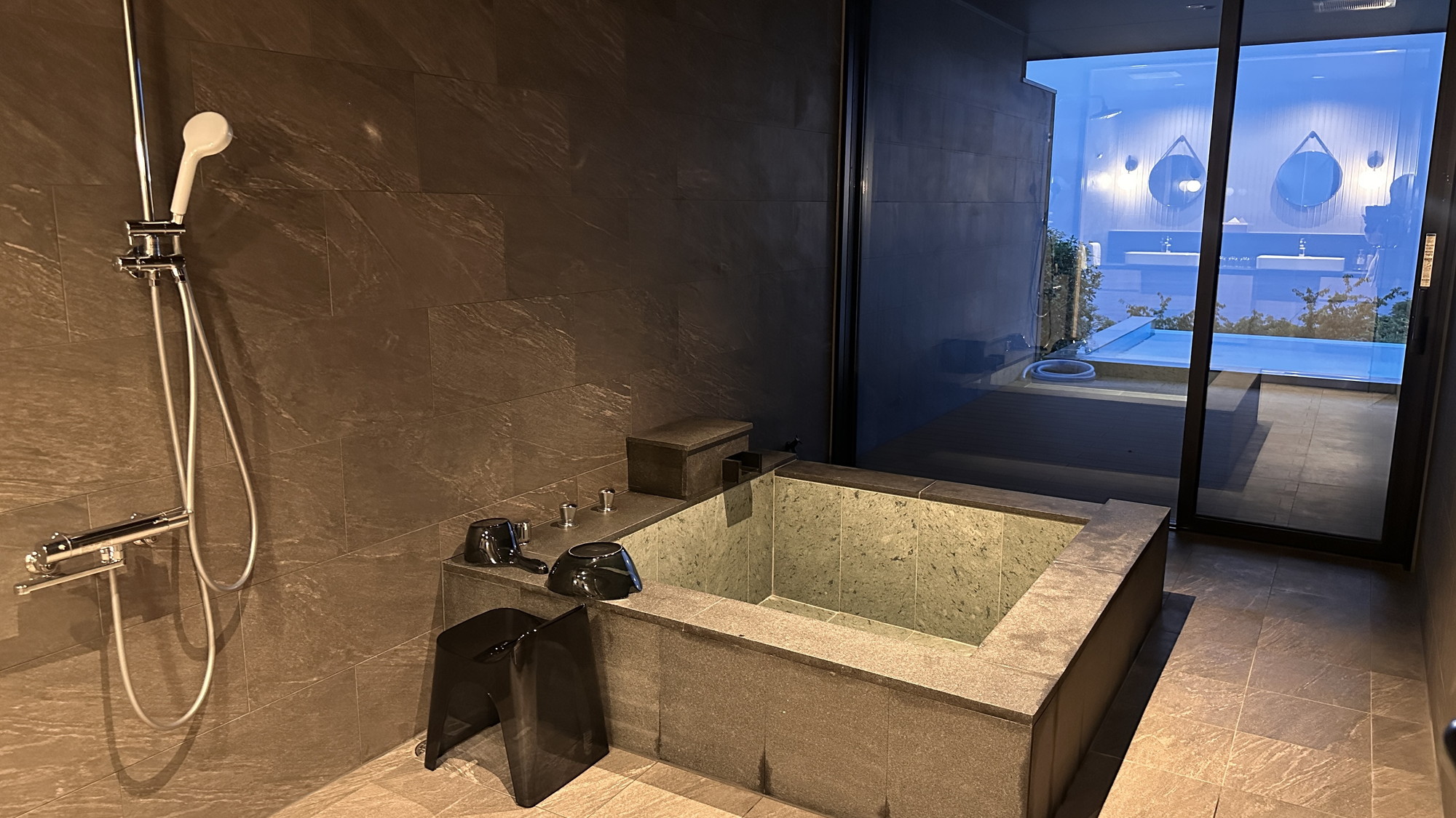 【別邸】海を臨むプールと温泉◆心ほどける海と空ULALA◆212平米