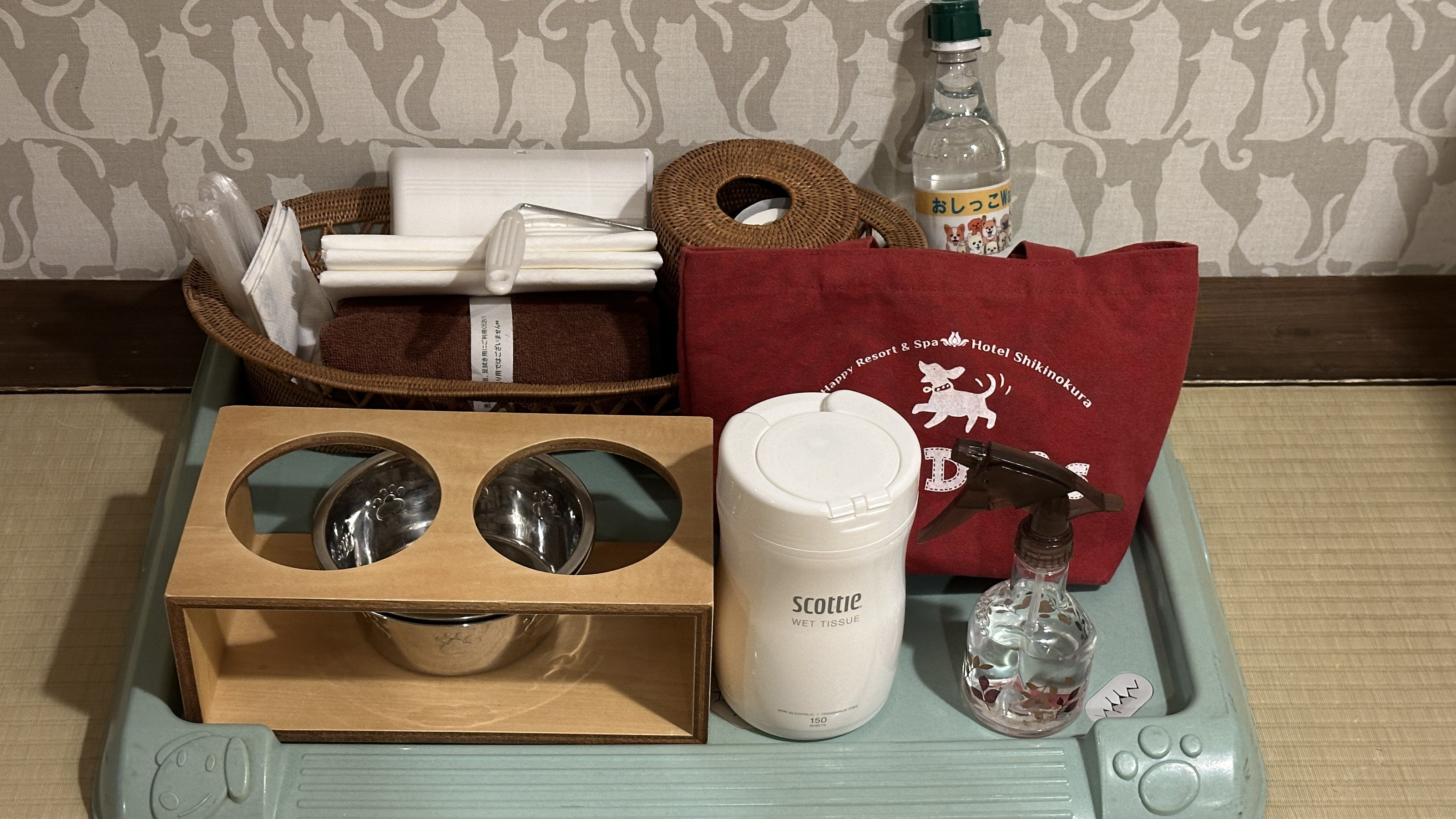 ペット用のアメニティも全部屋ご用意しております