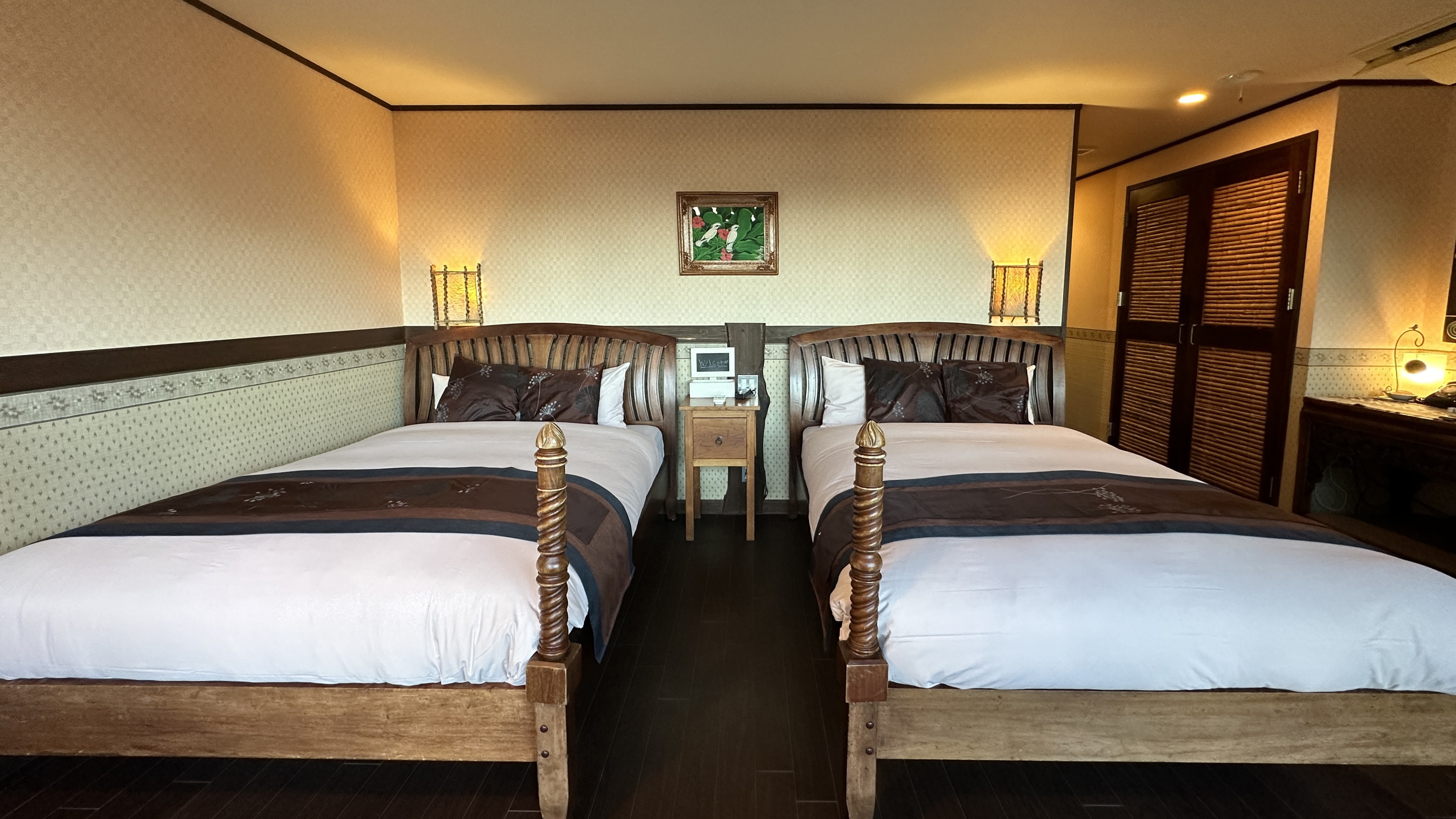 【クラシックツイン】本館／32平米◆ダブルベッド２台◆禁喫煙